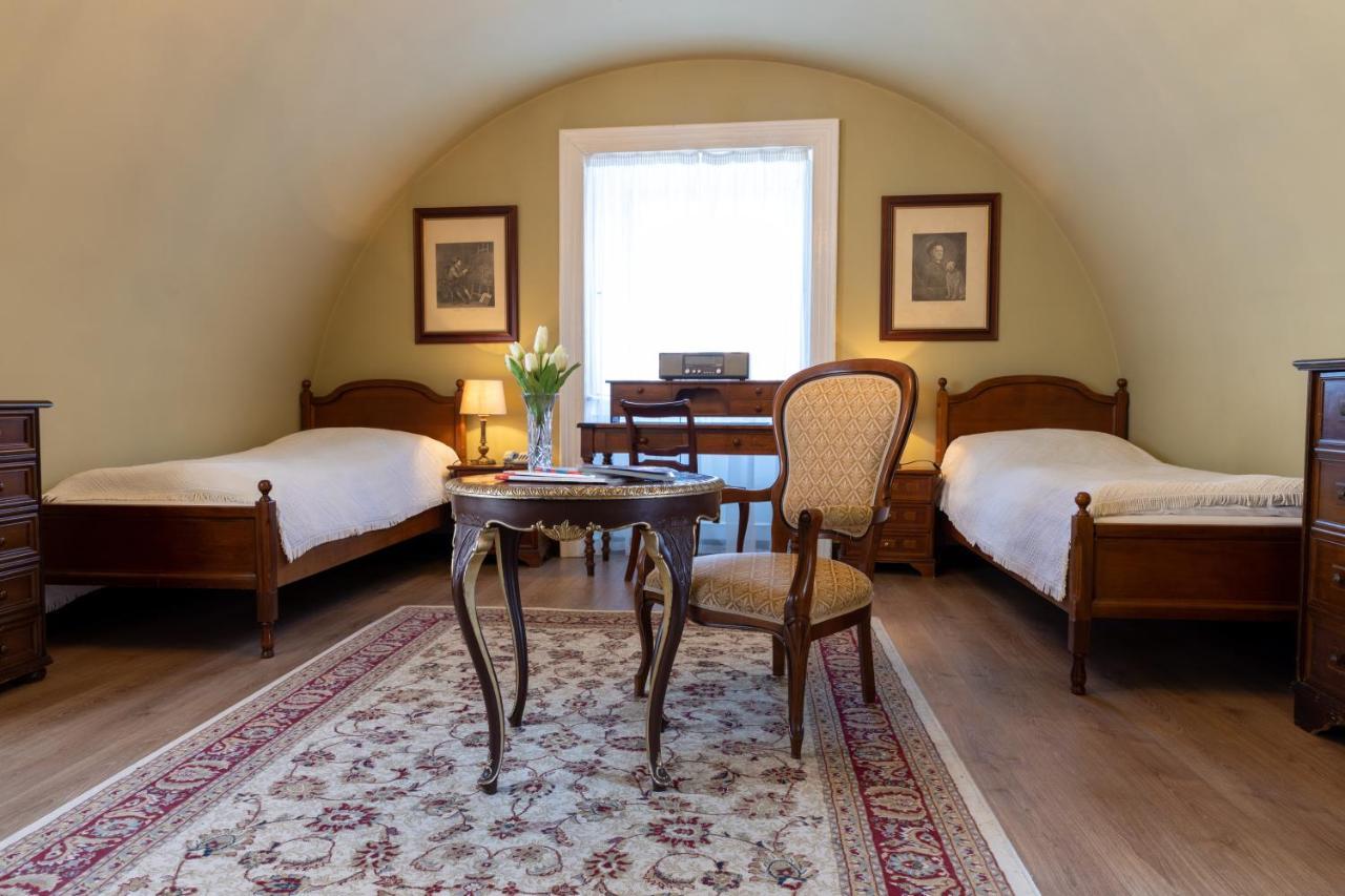Hotel Zamek Stirin Velke Popovice Εξωτερικό φωτογραφία