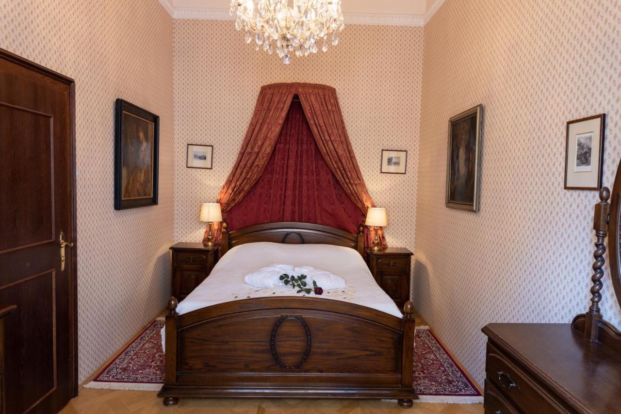 Hotel Zamek Stirin Velke Popovice Εξωτερικό φωτογραφία