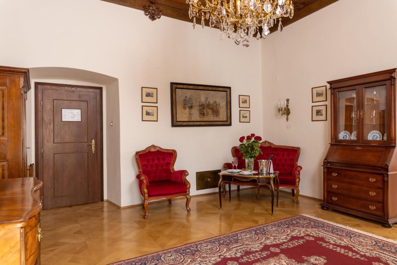 Hotel Zamek Stirin Velke Popovice Εξωτερικό φωτογραφία