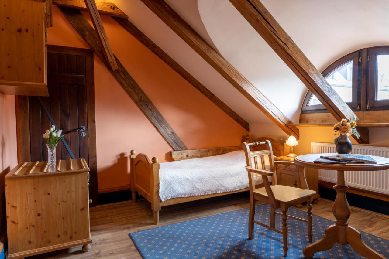 Hotel Zamek Stirin Velke Popovice Εξωτερικό φωτογραφία