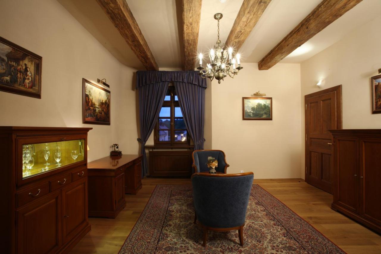 Hotel Zamek Stirin Velke Popovice Εξωτερικό φωτογραφία